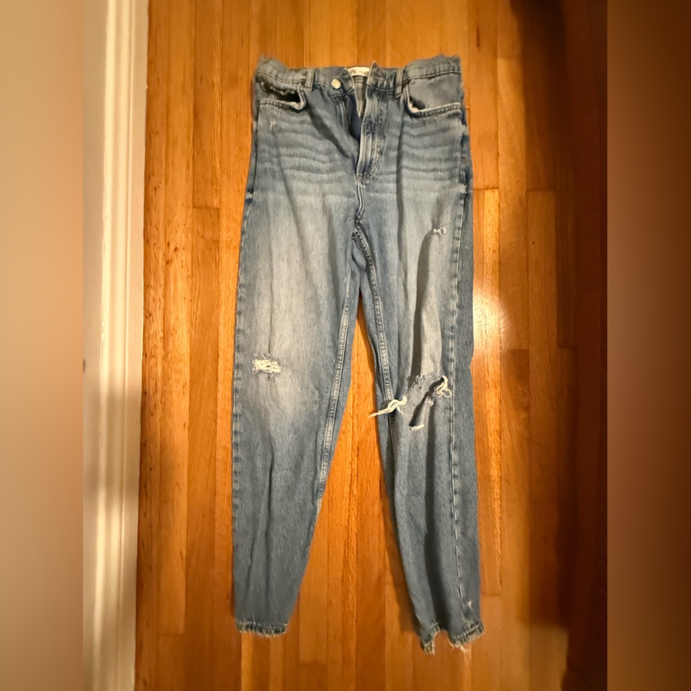 Zara Distressed Blue Women's Jeans